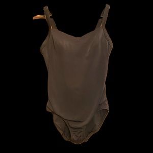 Lands’ End One-piece Swimsuit with C Cup Underwire in Basic Black, size 10C